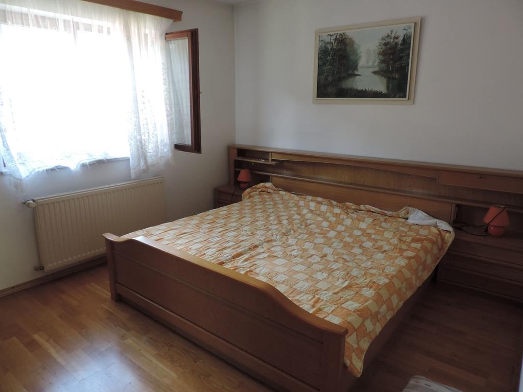 Indipendent House in Flattach Villa Buitenkant foto